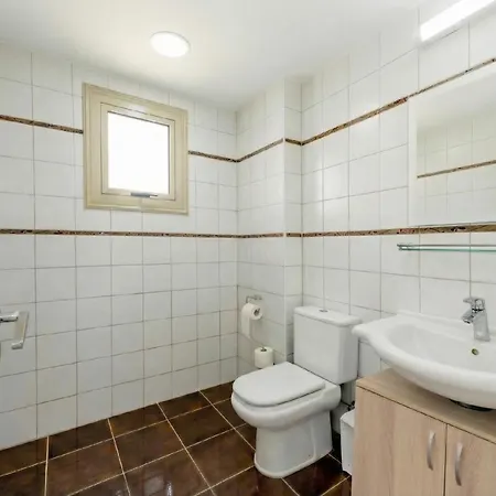 Fig Tree One Protarász